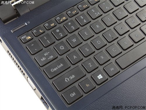 神舟(HASEE)精盾K580C-i7D1 15.6英寸笔记本(i7-4700MQ/4G/1T硬盘/GT750M 2G独显/Linux/深蓝色)笔记本 