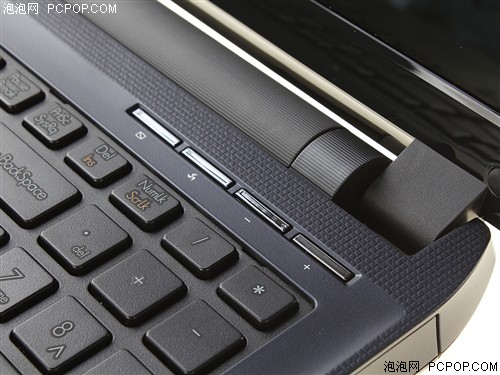 神舟(HASEE)精盾K580C-i7D1 15.6英寸笔记本(i7-4700MQ/4G/1T硬盘/GT750M 2G独显/Linux/深蓝色)笔记本 
