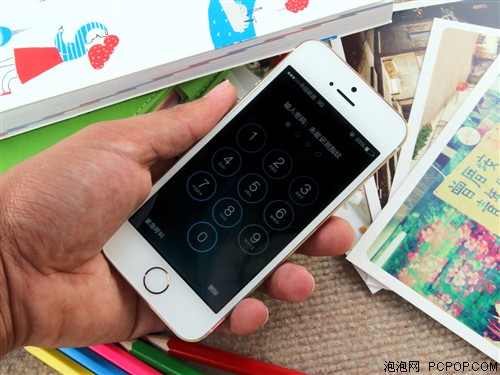 苹果iPhone5s A1528 16GB 联通3G(金色)手机 