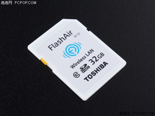 东芝 32G FlashAir 无线局域网嵌入式 SDHC存储卡 Class10闪存卡 