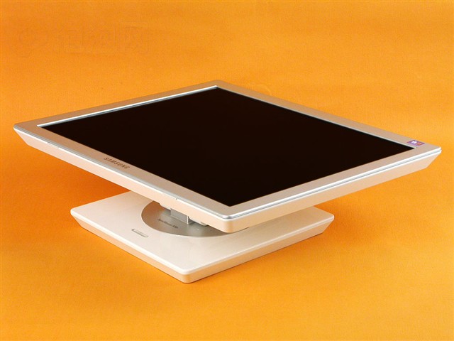 ����970PҺ����ʾ�� ����鿴��һ��