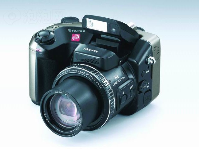 FinePix S602�������