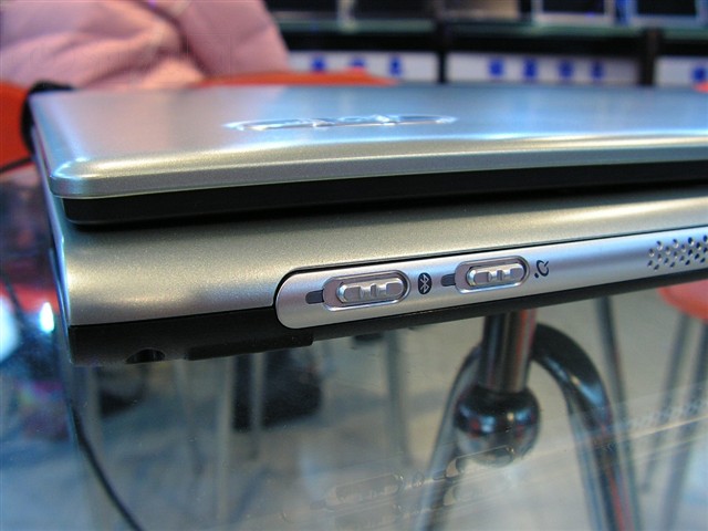 AcerTravelMate 2423NWXM�ʼǱ� ����鿴��һ��