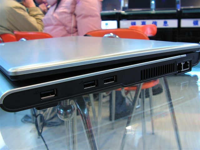 AcerTravelMate 2423NWXM�ʼǱ� ����鿴��һ��