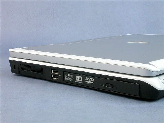 ����Inspiron 9400(T2300E/1G/100G/DVDRW/7900)�ʼǱ� ����鿴��һ��