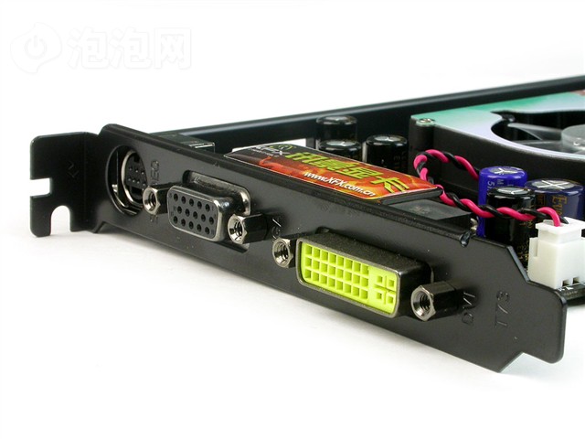 XFXѶ��7300GT(PV-T73E-UAS)�Կ� ����鿴��һ��