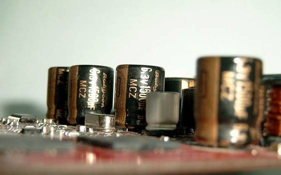 ����7300GT 128M DDR3�񳬰��Կ�