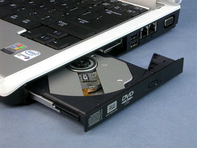 Inspiron 640m(T2050/512MB/40GB/COMBO)�ʼǱ�