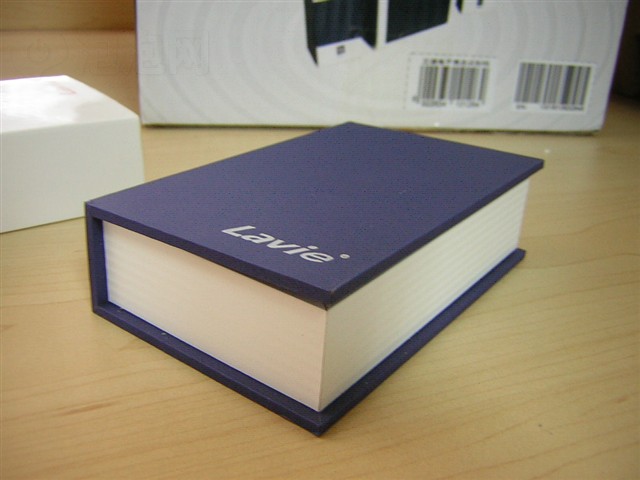 L888����