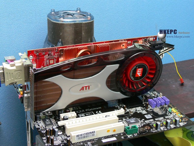 ATIRadeon X1950 XTX�Կ� ����鿴��һ��