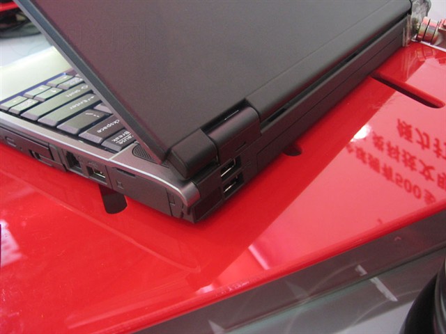 ��ʿͨLifebook S6311B�ʼǱ� ����鿴��һ��