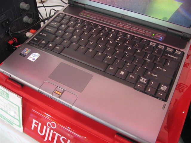 Lifebook S6311B�ʼǱ�