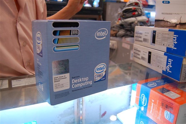 Intel���2˫�� E6300(ɢ)ͼƬ8