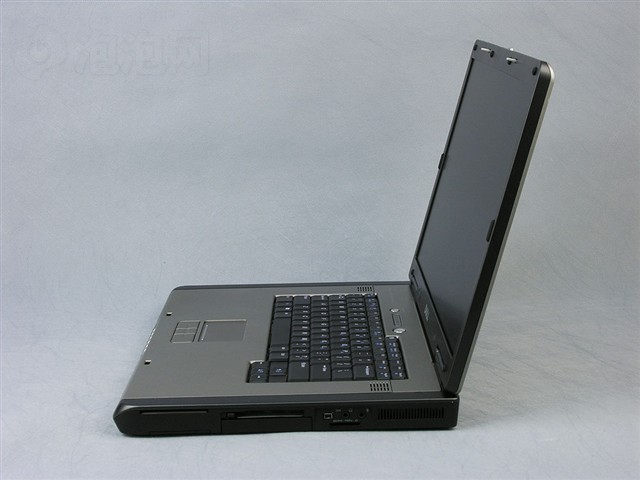 ����Precision M90(Q620302C)�ʼǱ� ����鿴��һ��