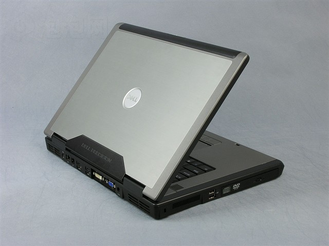 ����Precision M90(Q620302C)�ʼǱ� ����鿴��һ��