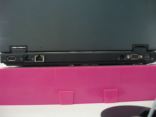 ����Compaq nc4400(RF684PA)�ʼǱ� ����鿴��һ��