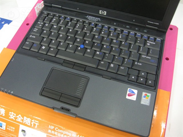 ����Compaq nc4400(RF684PA)�ʼǱ� ����鿴��һ��