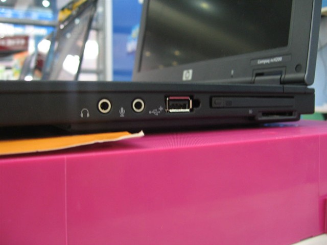����Compaq nc4400(RF684PA)�ʼǱ� ����鿴��һ��