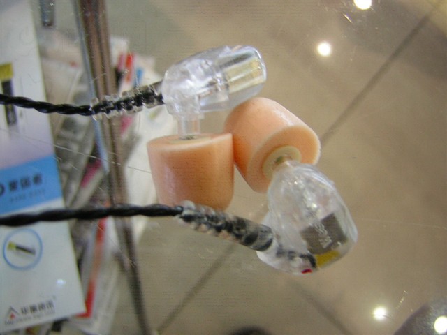 ��ʿ��UM1���� ����鿴��һ��