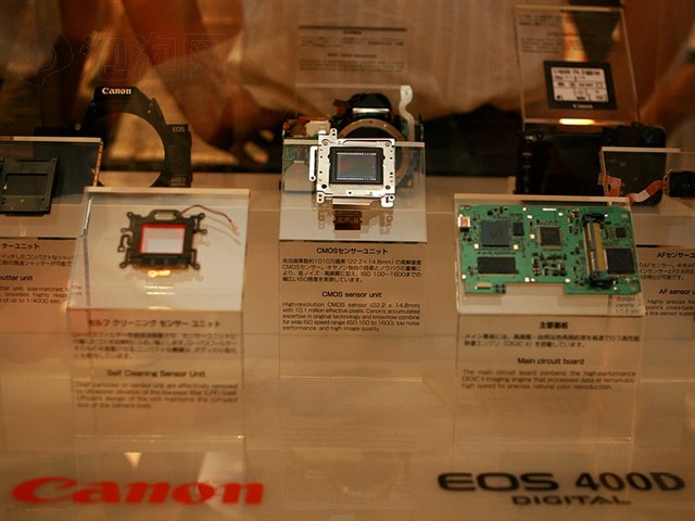 ����EOS 400D(��ͷ�׻�18-55)������� ����鿴��һ��