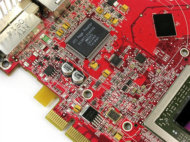 ATIRadeon X1950 XTX�Կ� ����鿴��һ��