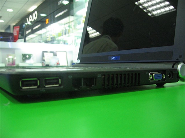 MEGABOOK S260-C(1.5G/40GB/256MB)�ʼǱ�