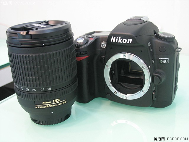 D80(��ͷ�׻�18-135)�������