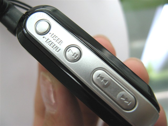 ����YP-F2XB(512MB)MP3 ����鿴��һ��