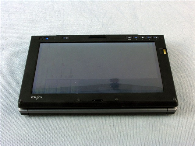 Lifebook P1610A�ʼǱ�