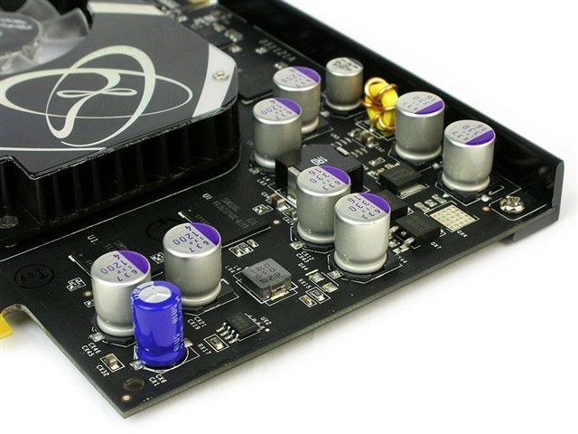 XFXѶ��7600GT 700M�Կ� ����鿴��һ��