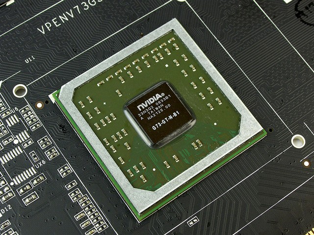 XFXѶ��7600GT 700M�Կ� ����鿴��һ��