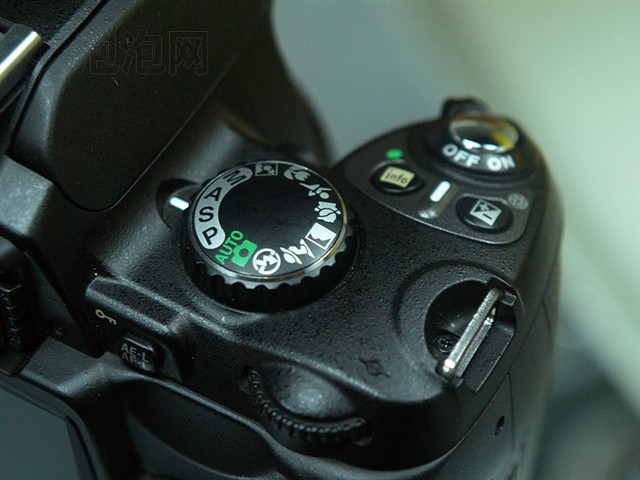 D40(��ͷ�׻�18-55)�������
