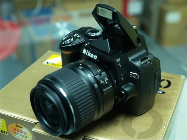 D40(��ͷ�׻�18-55)�������