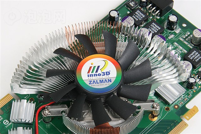 Inno3D7900GS˼����Կ� ����鿴��һ��