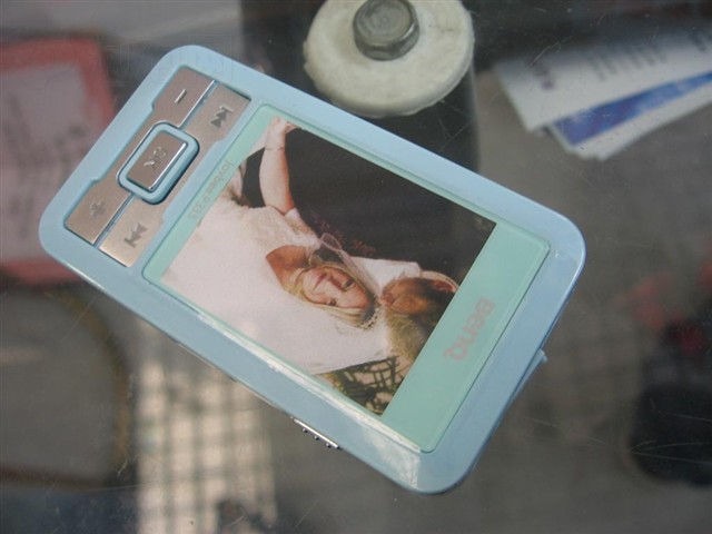 ����Joybee P335(1G)MP3 ����鿴��һ��