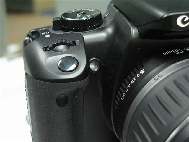 EOS 400D�������