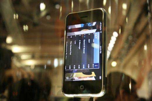 ƻ��iPhone 4GB�ֻ� ����鿴��һ��