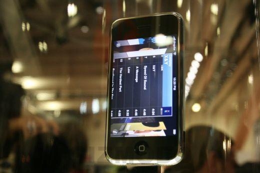 ƻ��iPhone 4GB�ֻ� ����鿴��һ��