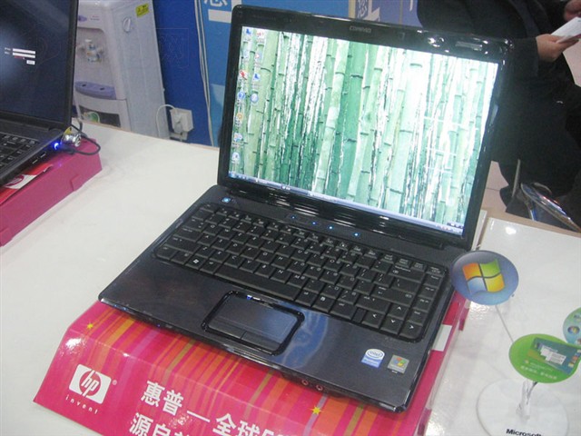 ����Compaq Presario V3212TU(RU906PA)�ʼǱ� ����鿴��һ��