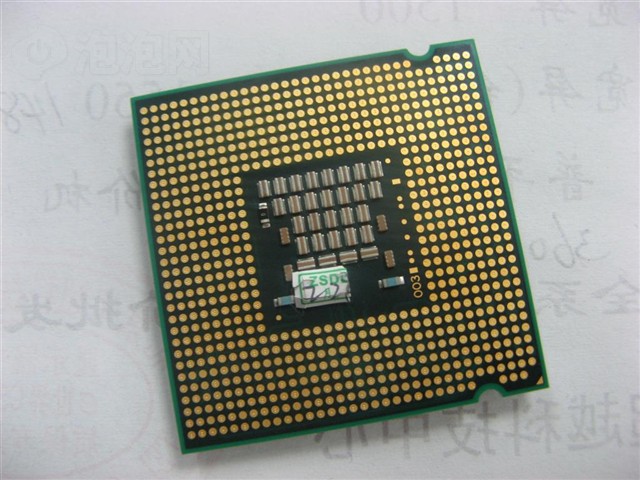 Intel���2˫�� E4400(ɢ)CPU ����鿴��һ��