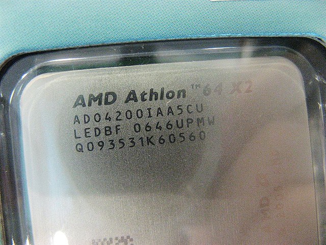 ����64 X2 4400+(��)CPU