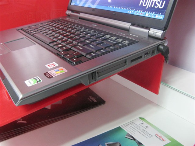 ��ʿͨLifebook A3110(100G)�ʼǱ� ����鿴��һ��
