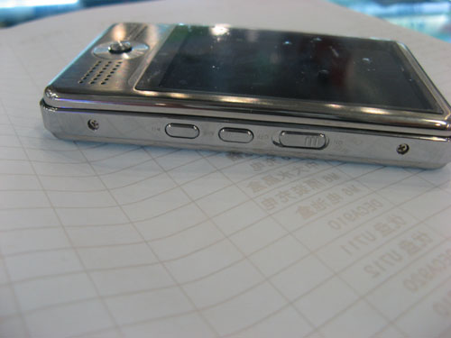 ����VX989(2GB)MP3 ����鿴��һ��