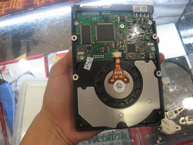 ����1TB/7200ת/32M/����(Deskstar 7K1000)Ӳ�� ����鿴��һ��