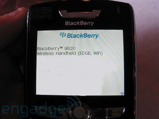 ��ݮ8800�ֻ� ����鿴��һ��
