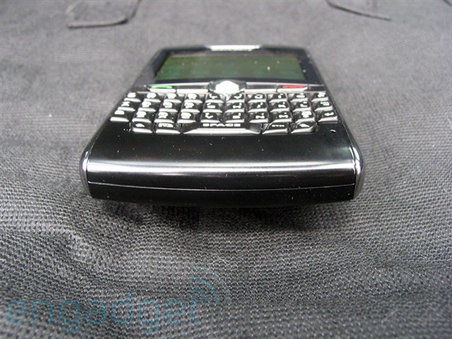 ��ݮ8800�ֻ� ����鿴��һ��