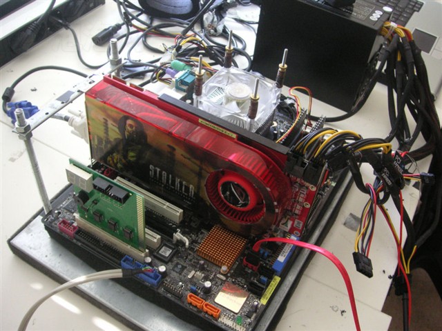 ATIHD 2900XT�Կ� ����鿴��һ��