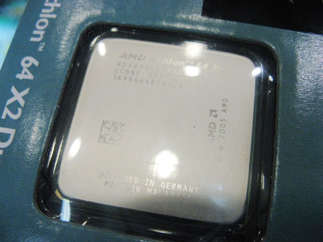 AMD����64 X2 6000+ AM2(��)CPU ����鿴��һ��