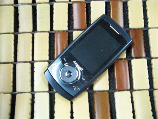 ����SGH-U608�ֻ� ����鿴��һ��