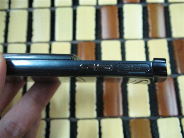 ����SGH-U608�ֻ� ����鿴��һ��